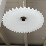Opaline suspension