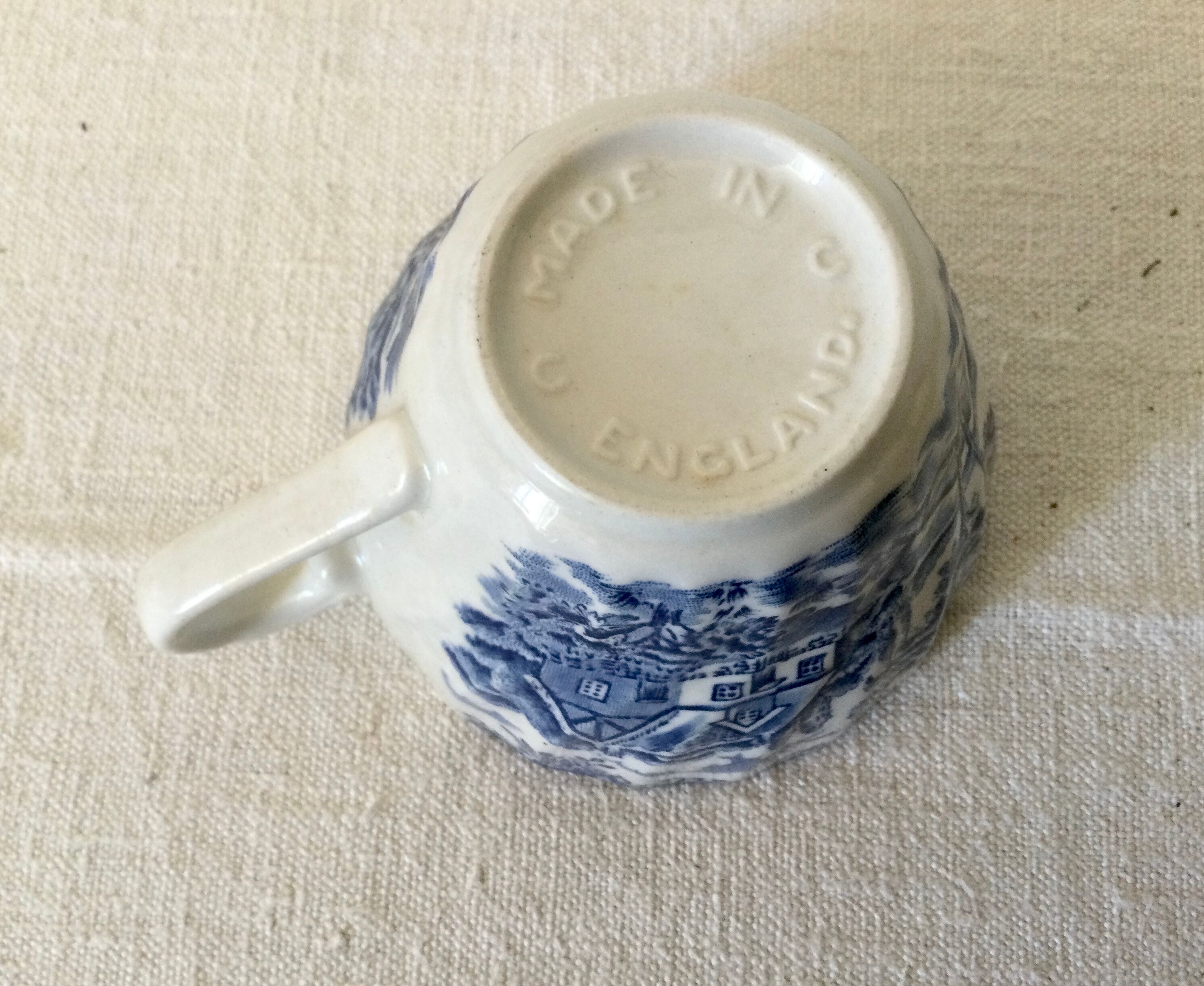 12 tasses à café ou thé