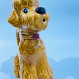 Pichet en barbotine caniche camel