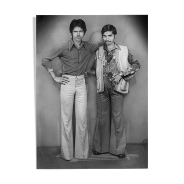 Portrait of two friends in Jaipur