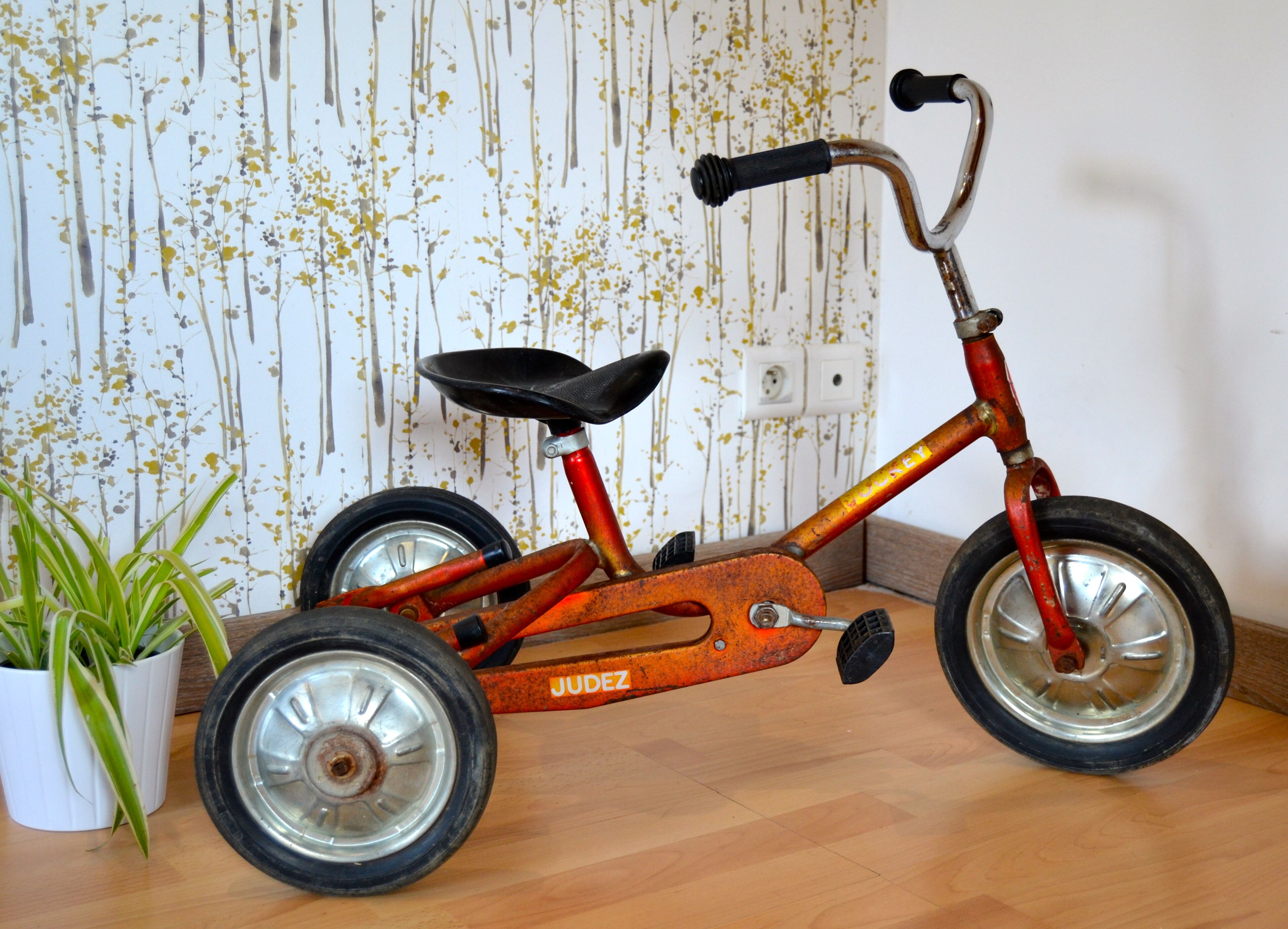 Tricycle JOCKEY , de la marque JUDEZ , VINTAGE Selency