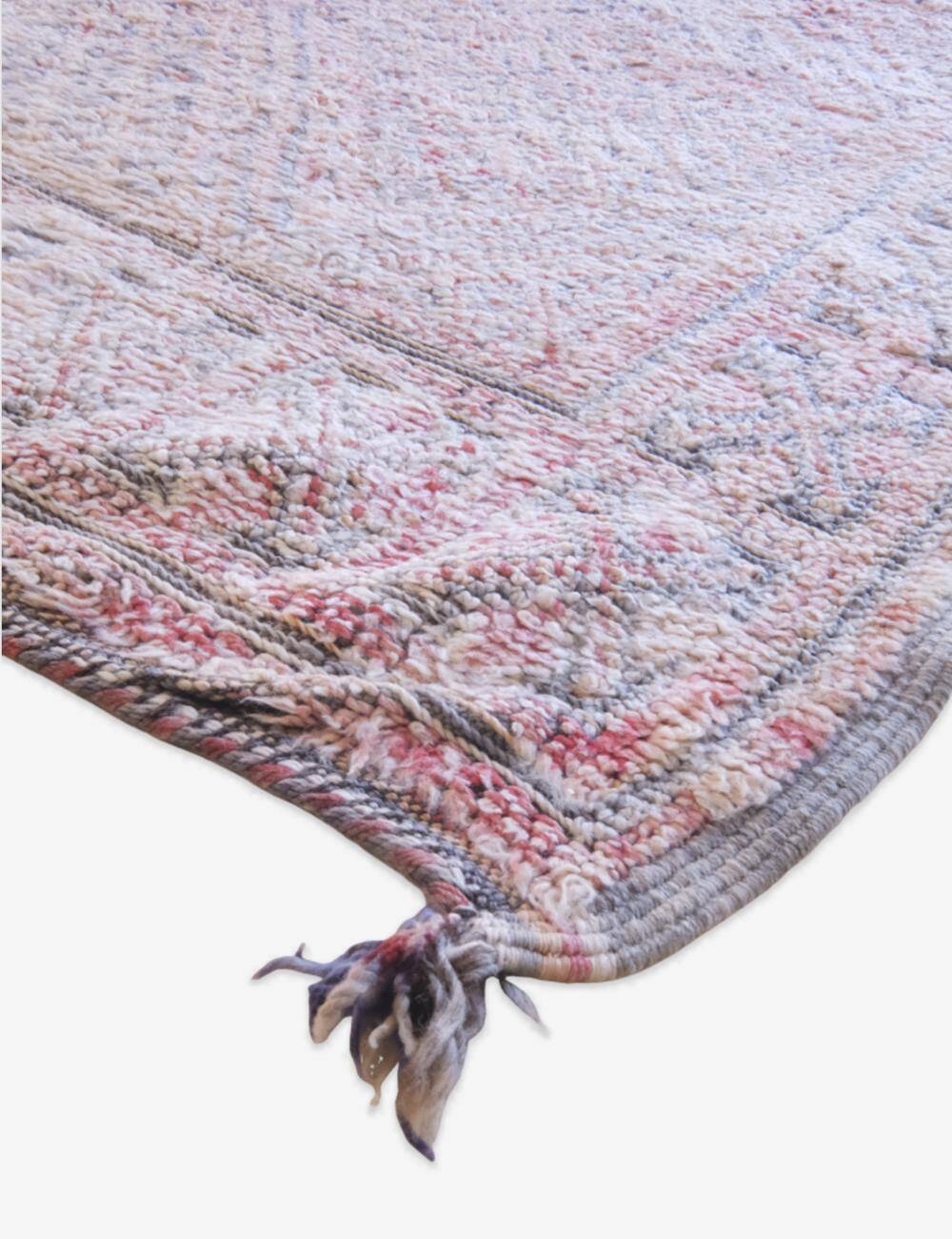 Beni mGuild vintage rug - 345 x 183 cm