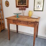 Farm table
