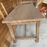 Farm table