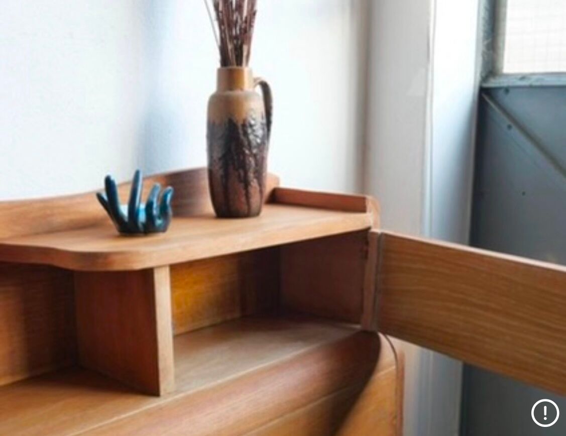 Cosy Art Deco headboard