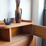 Cosy Art Deco headboard