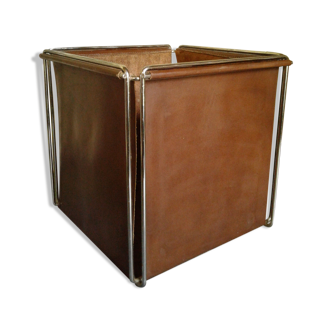 Wastepaper basket