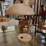 Desk lamp