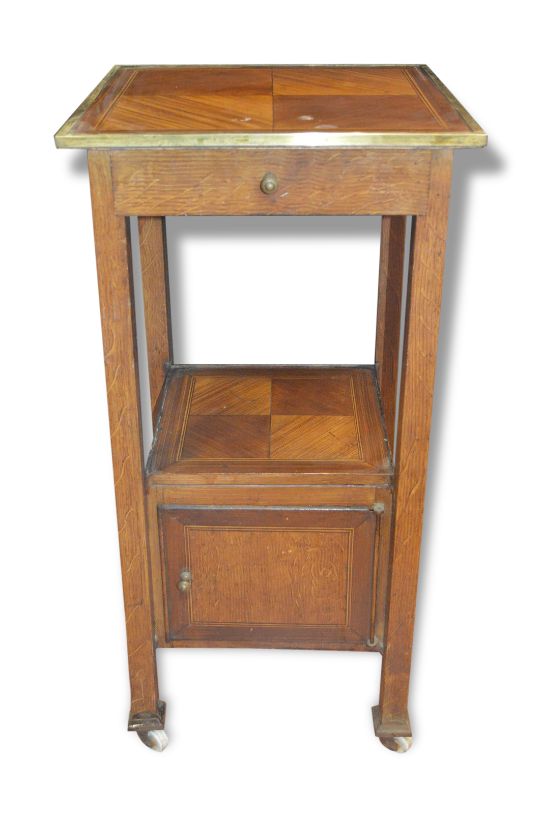 Bedside in iron and wood