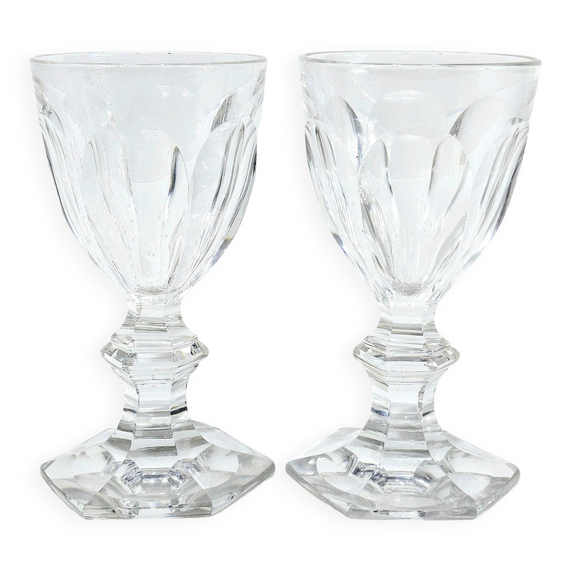 Baccarat - 2 White Wine Glasses - Harcourt Model