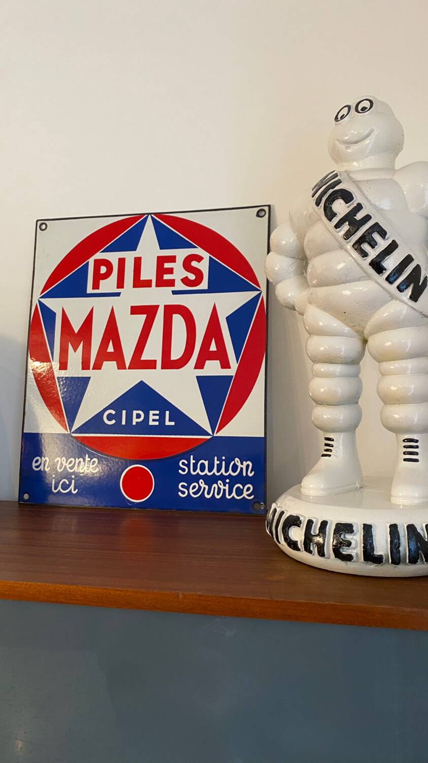 Plaque émaillée piles Mazda