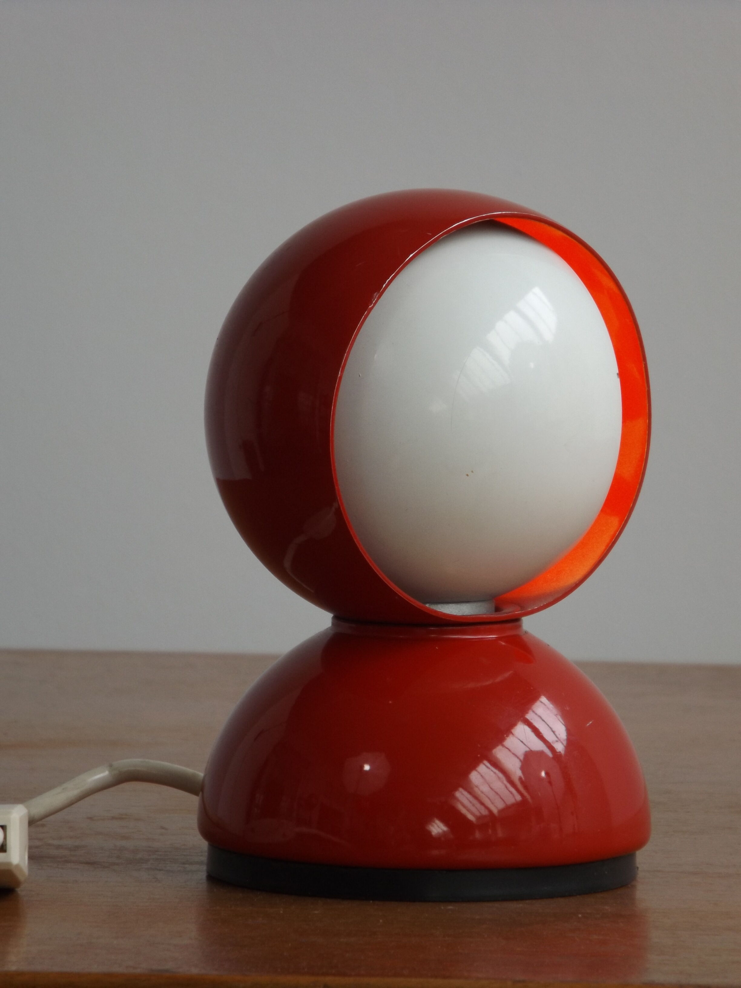 Lamp eclise by Vico Magistretti for Artemide