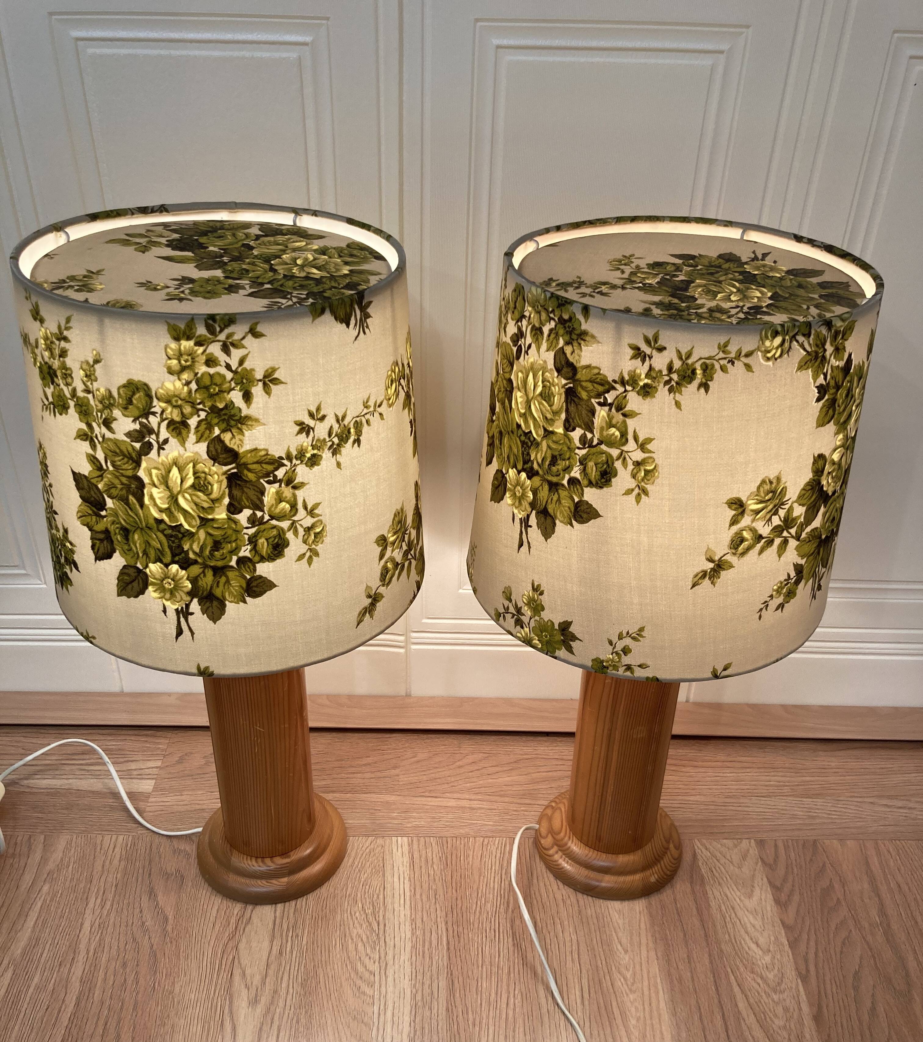 Pair of large pine lamps 1960 "scandinavian design".