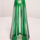 Vase en verre sculpté de Bohême. République tchèque, années 1980.