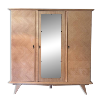 Armoire vintage restaurée