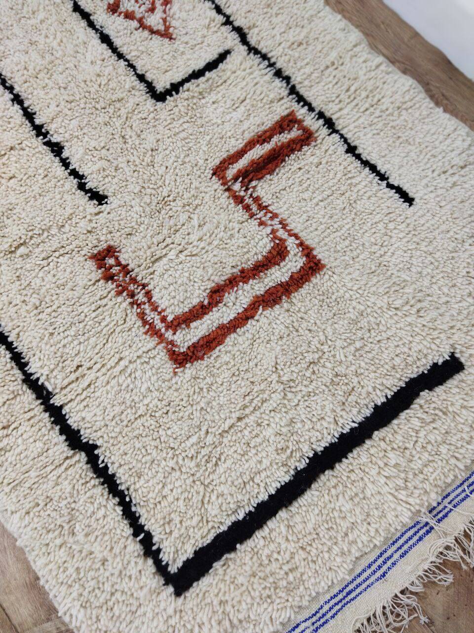 Tapis Berbère Marocain Artisanal 158 X 112 CM
