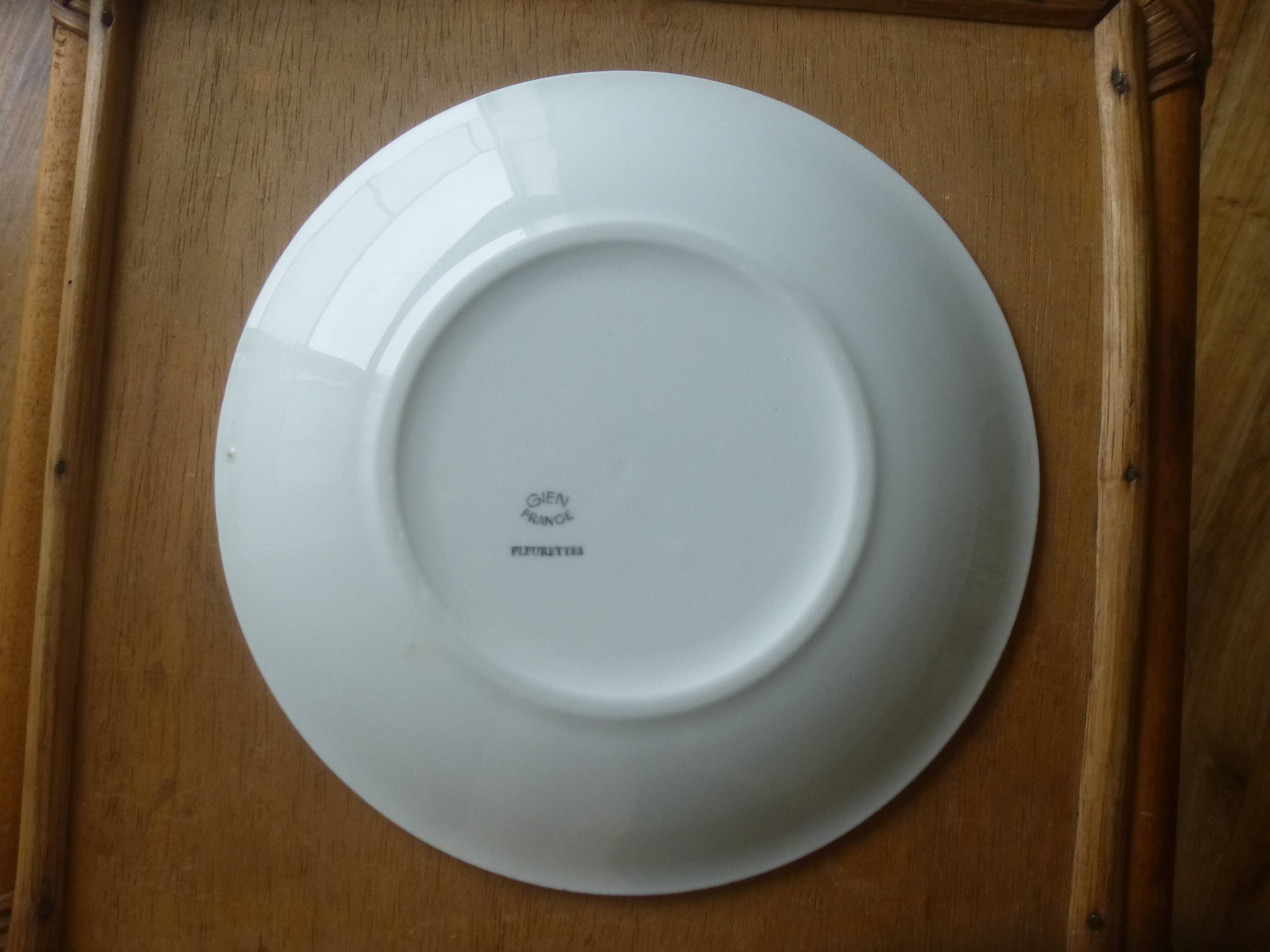 Flat plate Gien model Fleurettes
