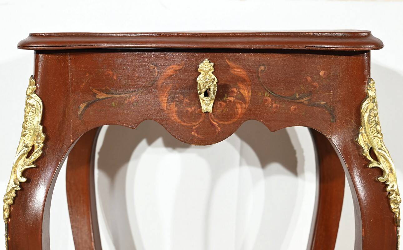 Small Table in Lacquered Wood, Louis XV Style – Late 19th Century