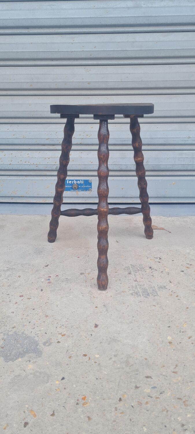 Tripod stool