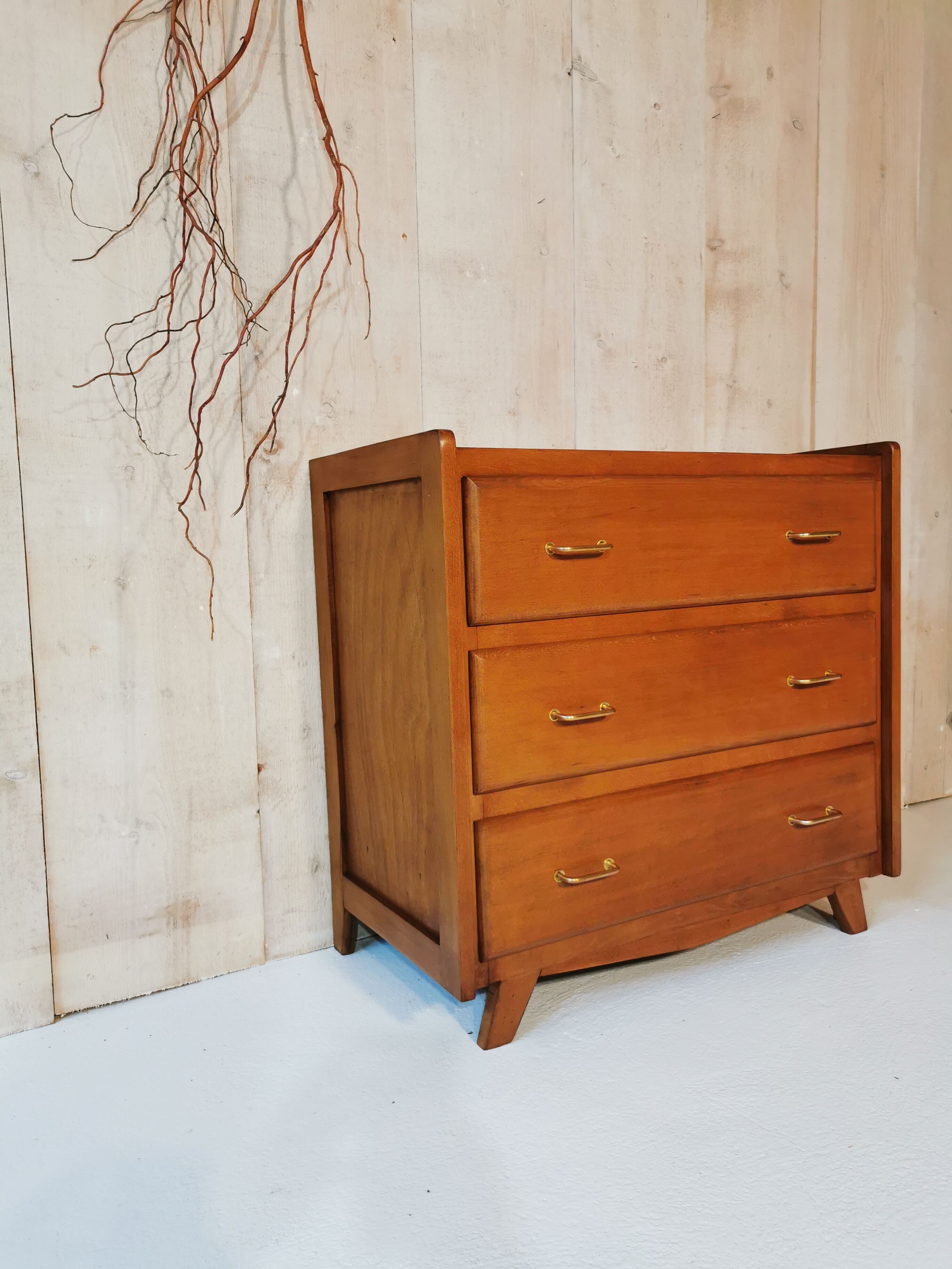 Vintage chest of drawers
