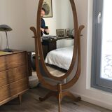 Psyche, oval standing mirror
