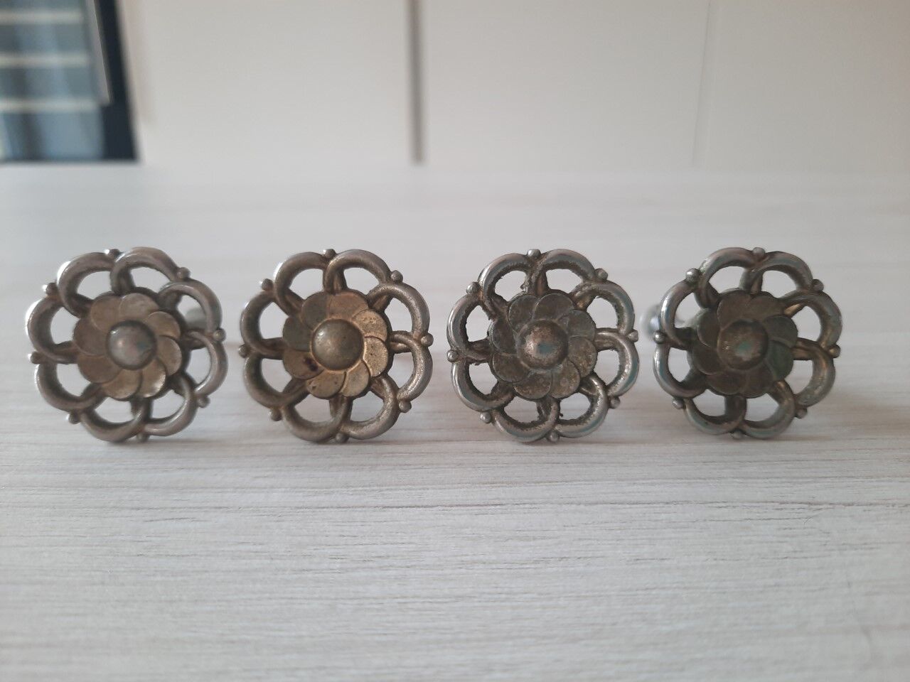 Drawer button handles