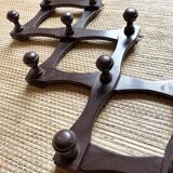 Extendable vintage wall coat rack