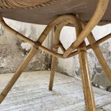 Table basse vintage en rotin rose