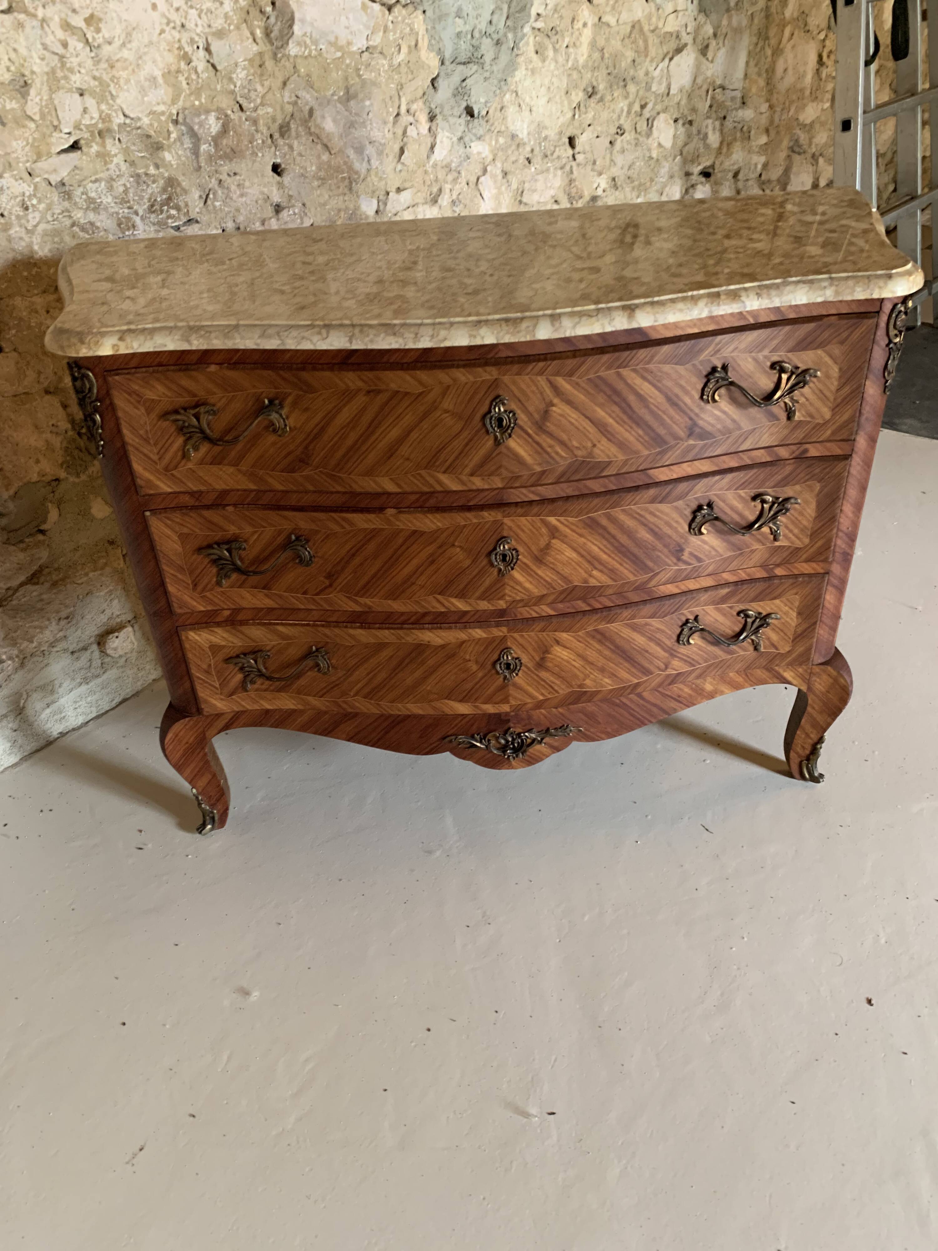 Commode