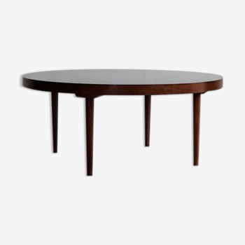 Vintage round coffee table