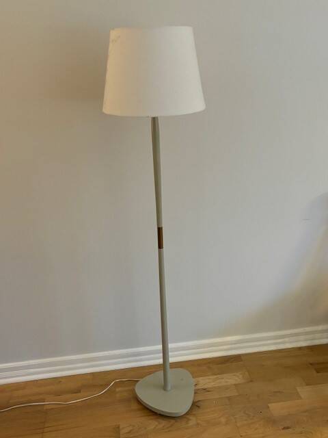 wooden and brass floor lamp - Sweden 50s/60s