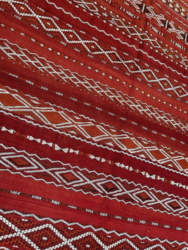Old Zemmouri Kilim, Faltwoven Berber Rug, Handmade Moroccan Carper, Home Decor