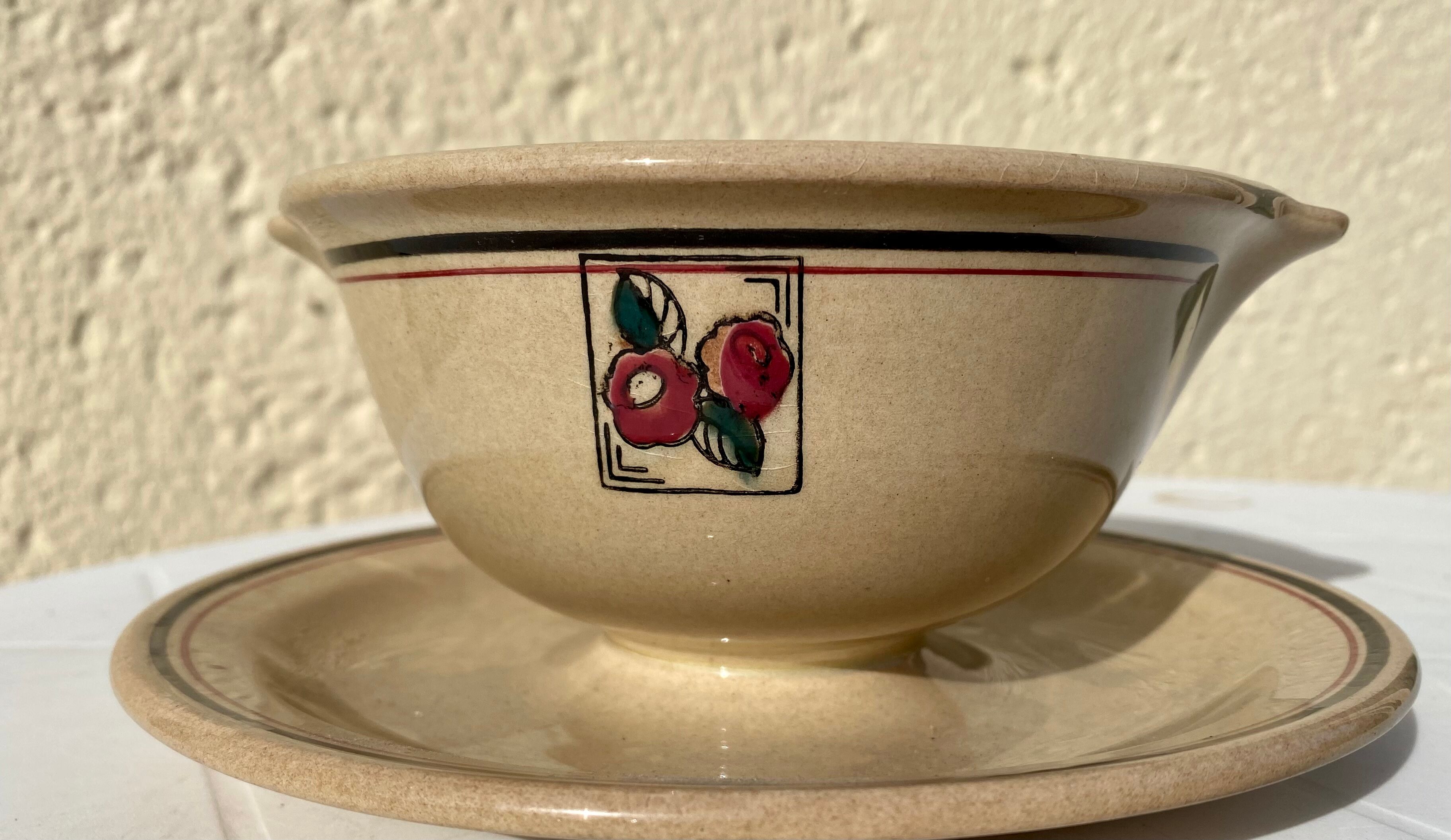 Saucier E.Charbonnier cérame vintage