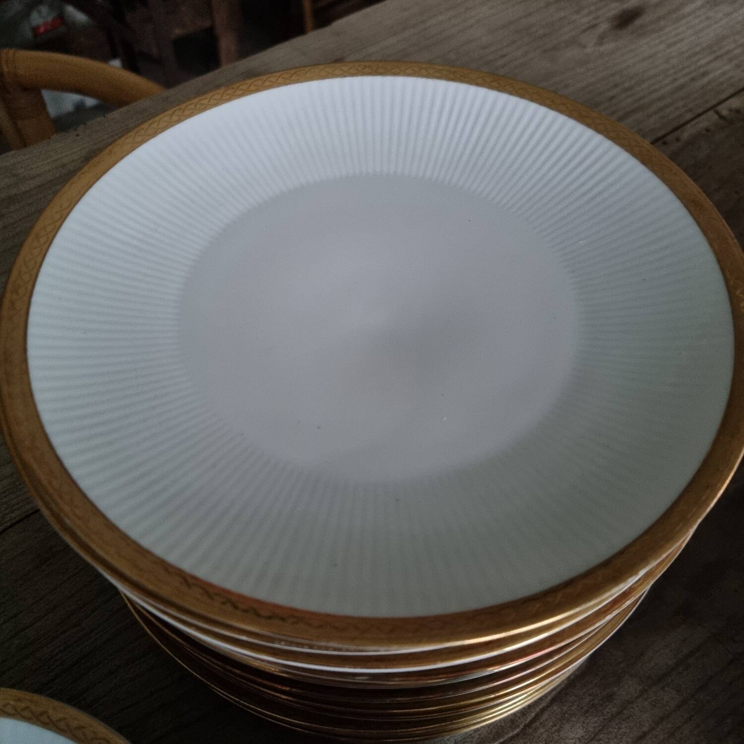 Porcelain dinner service