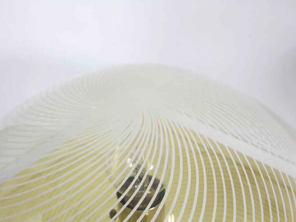 Pair of 80s sconces, white spiral decoration.