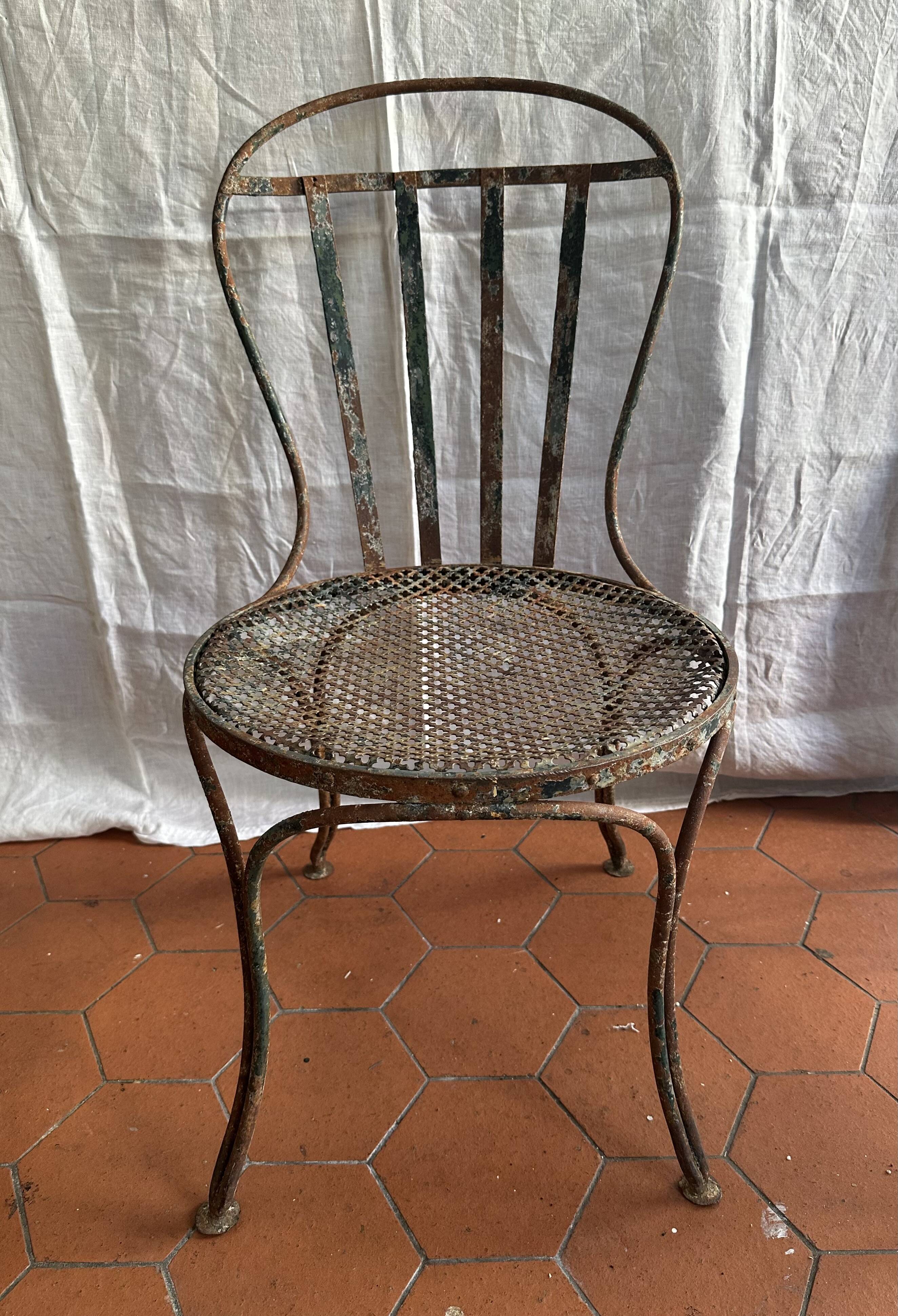 Chaise de jardin en fer peint XIXe