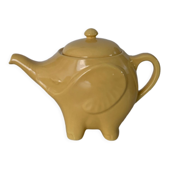 Elephant teapot