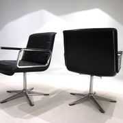 Set of 2 Wilkhahn Delta conference/dining chairs from the Delta Group