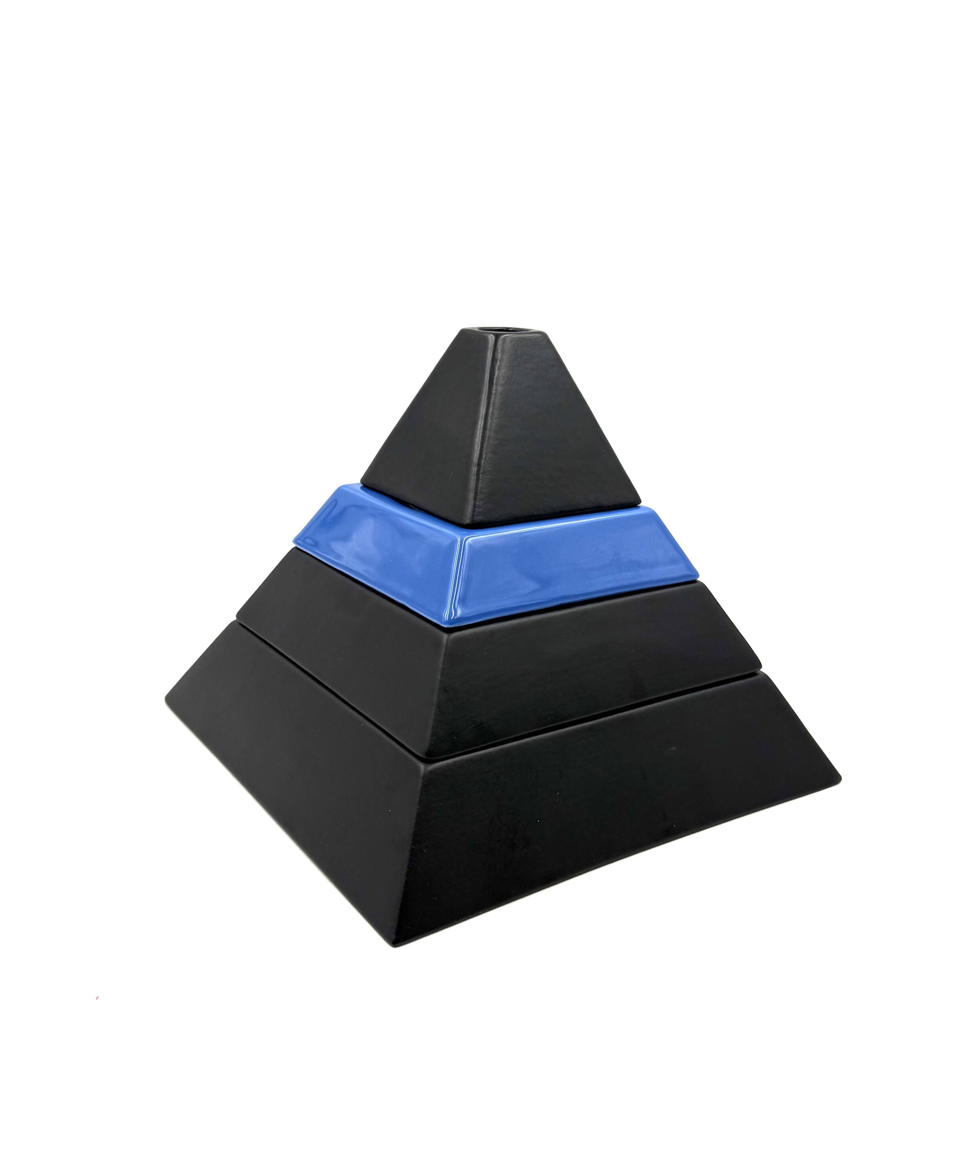 Pyramid shaped stacked ceramic ashtrays / centerpiece Amalgames France 1980