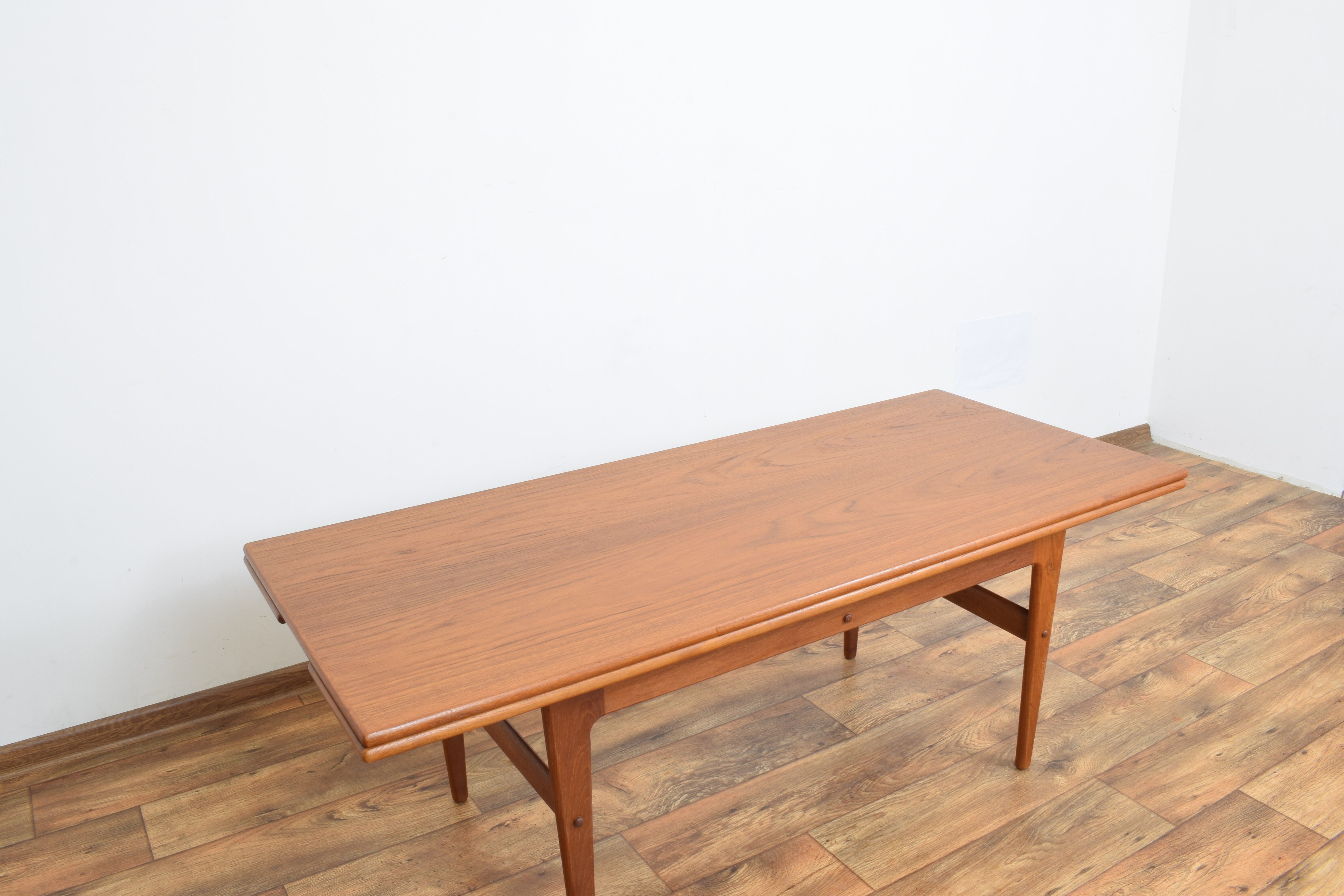 Teak coffee table Elevator by Kai Kristiansen for Vildbjerg Møbelfabrik, 1960s