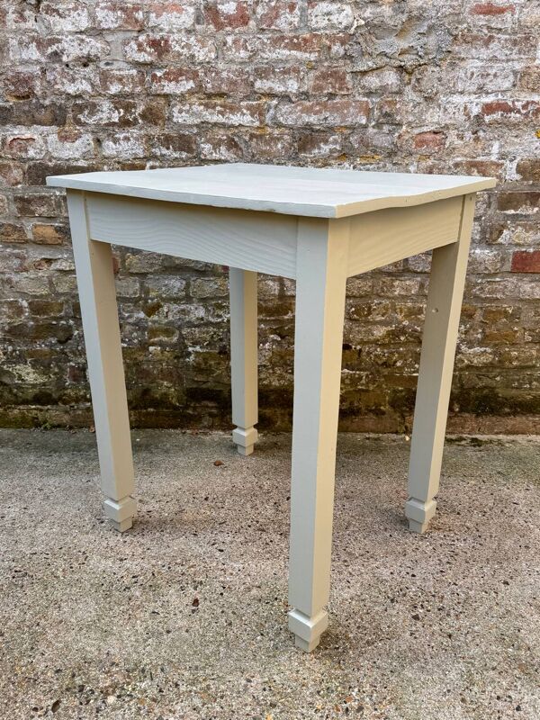 Table d’appoint, petit bureau revisité