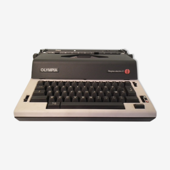 Machine à écrire électrique Olympia