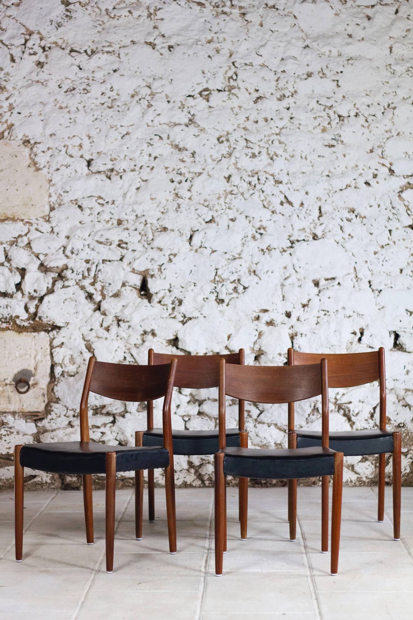 4 Scandinavian Fristho Franeker chairs in teak and skai, 1960.