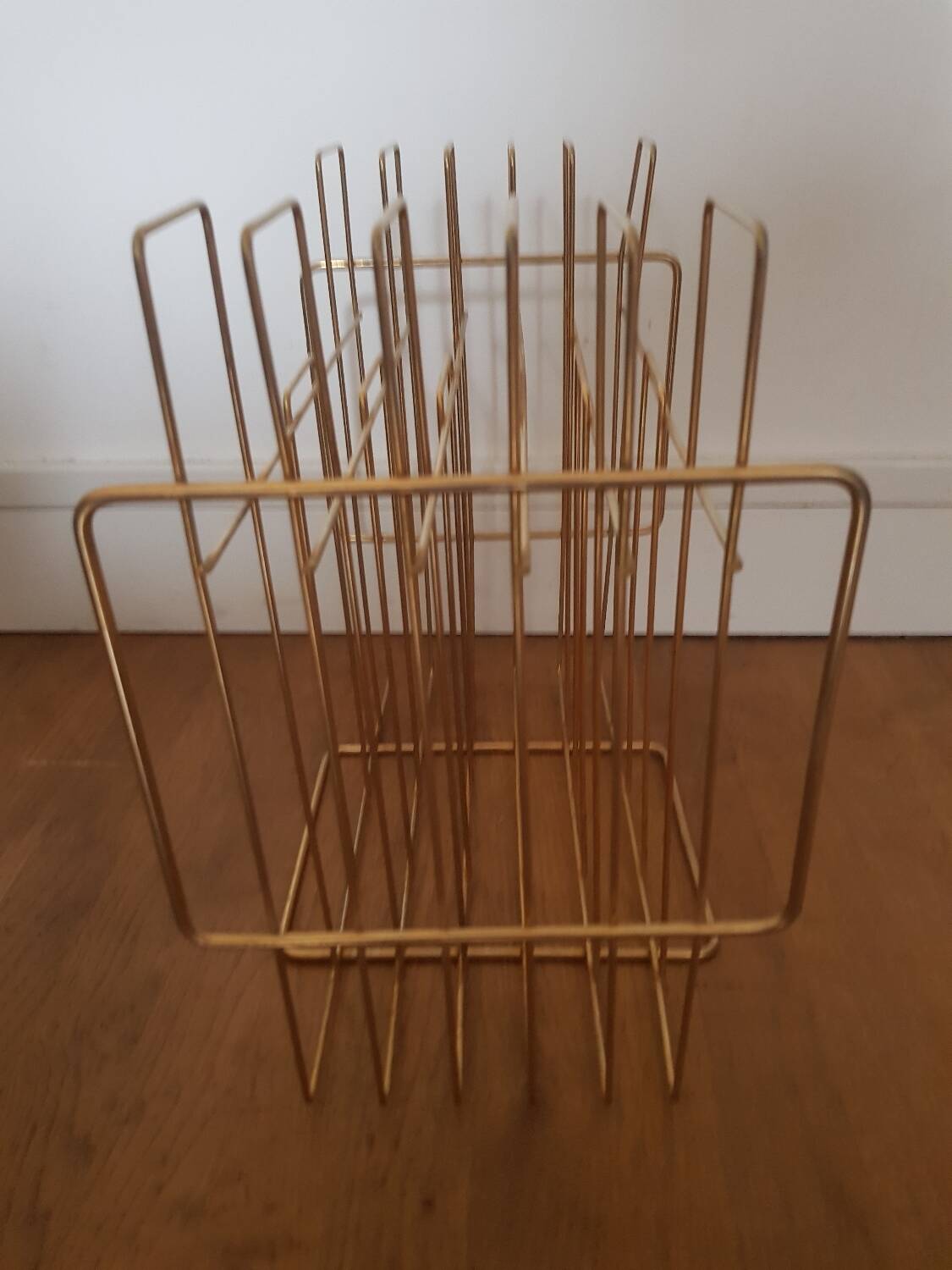 Magazine rack or vinyl rack