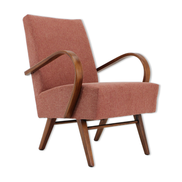 Armchair by Jaroslav Smidek for Ton, Czechoslovakia 1960