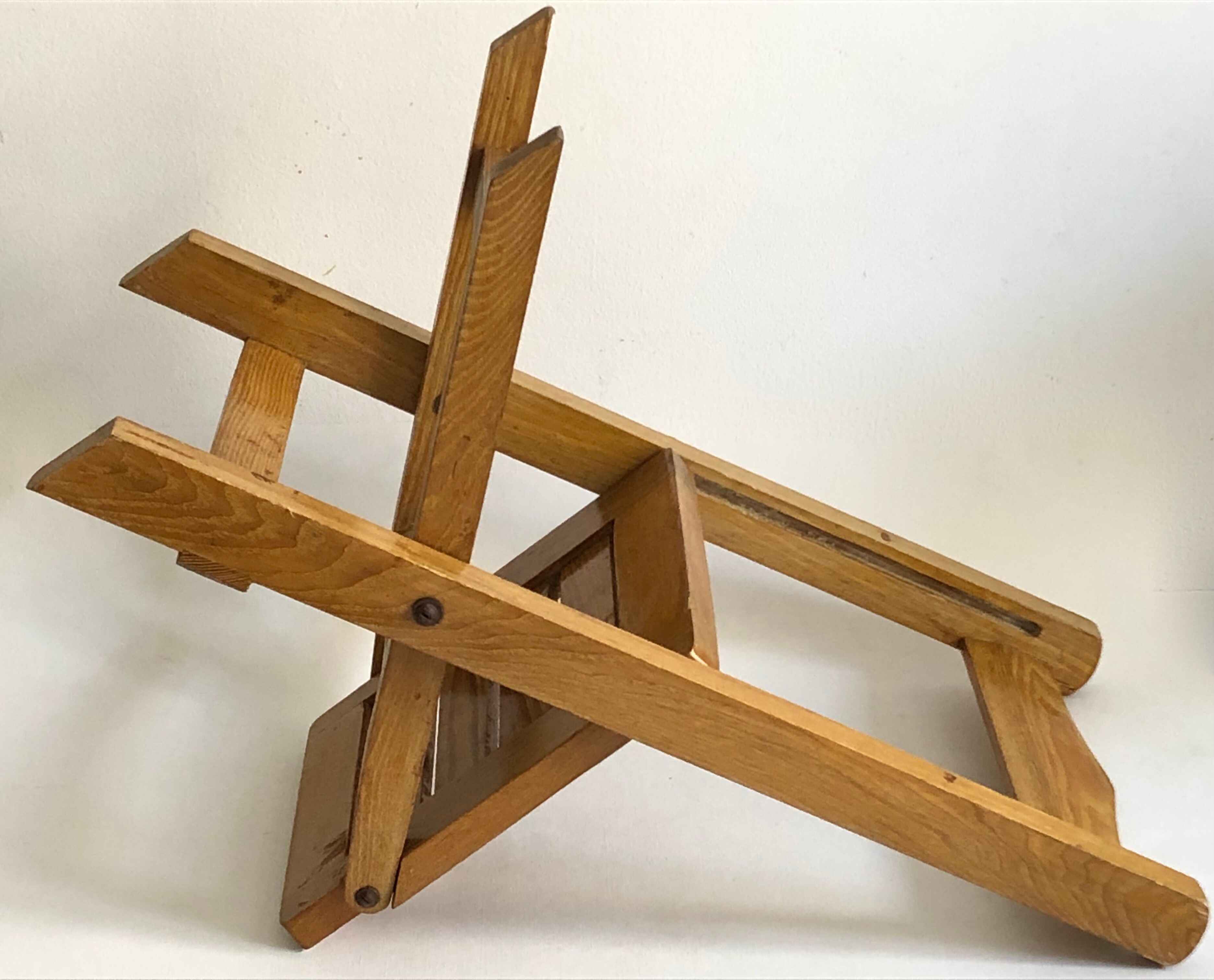 Child chair, folding chair