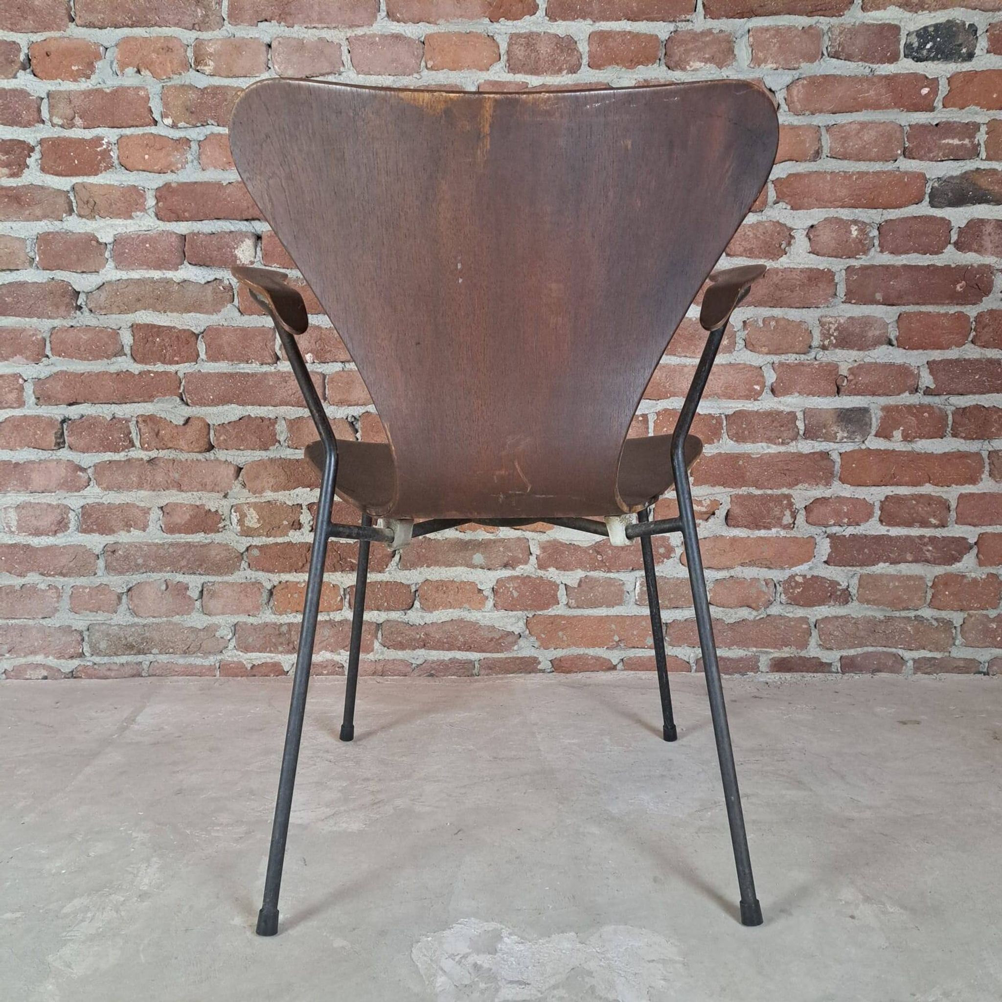 Butterfly chair n° 3207 in teak. Arne Jacobsen for Fritz Hansen, Denmark 1950