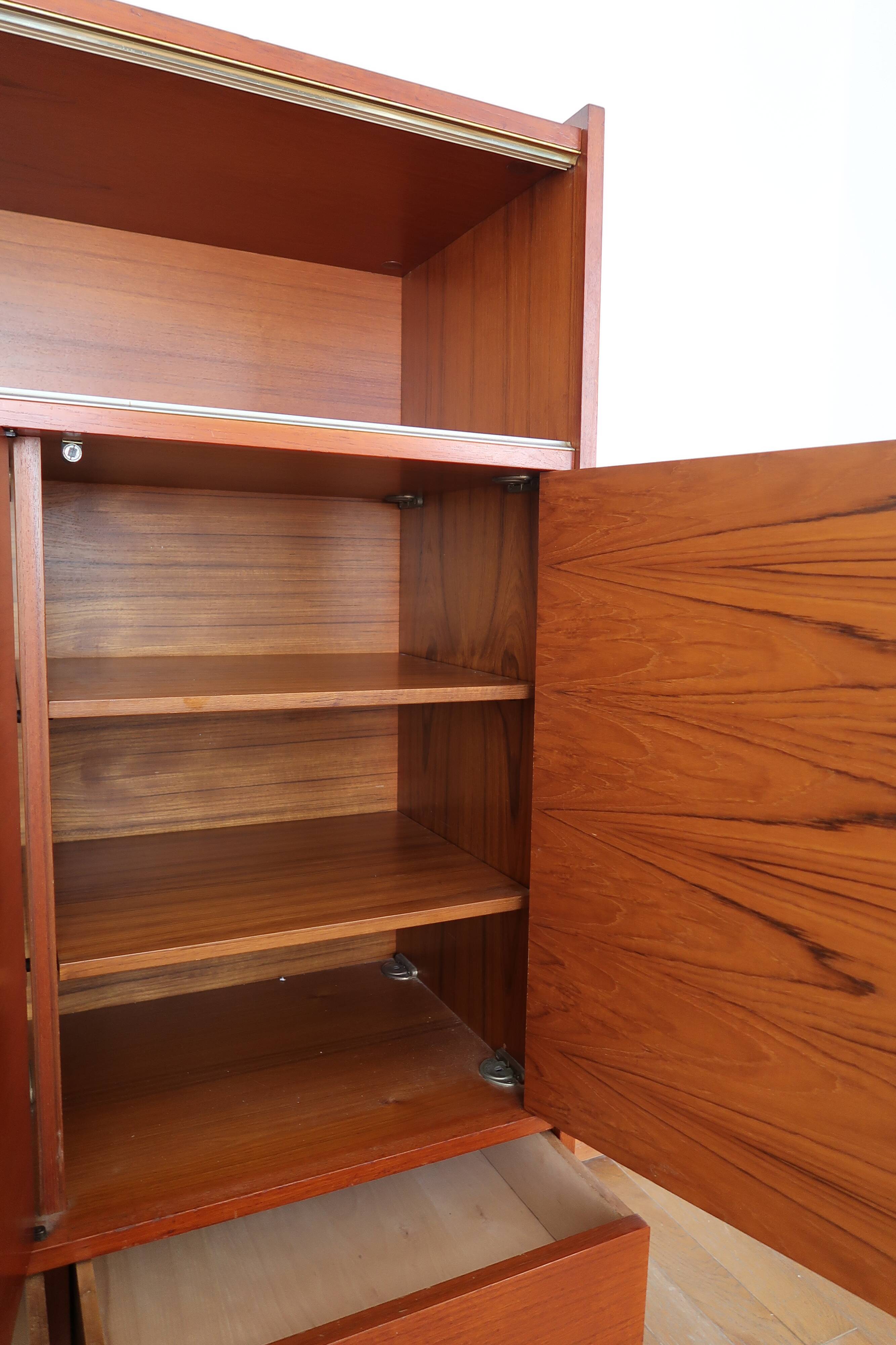 Scandinavian library buffet