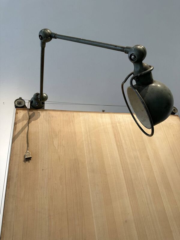 Table à dessin d’architecte Lucien Sautereau, années 1940 – Lampe Jieldé