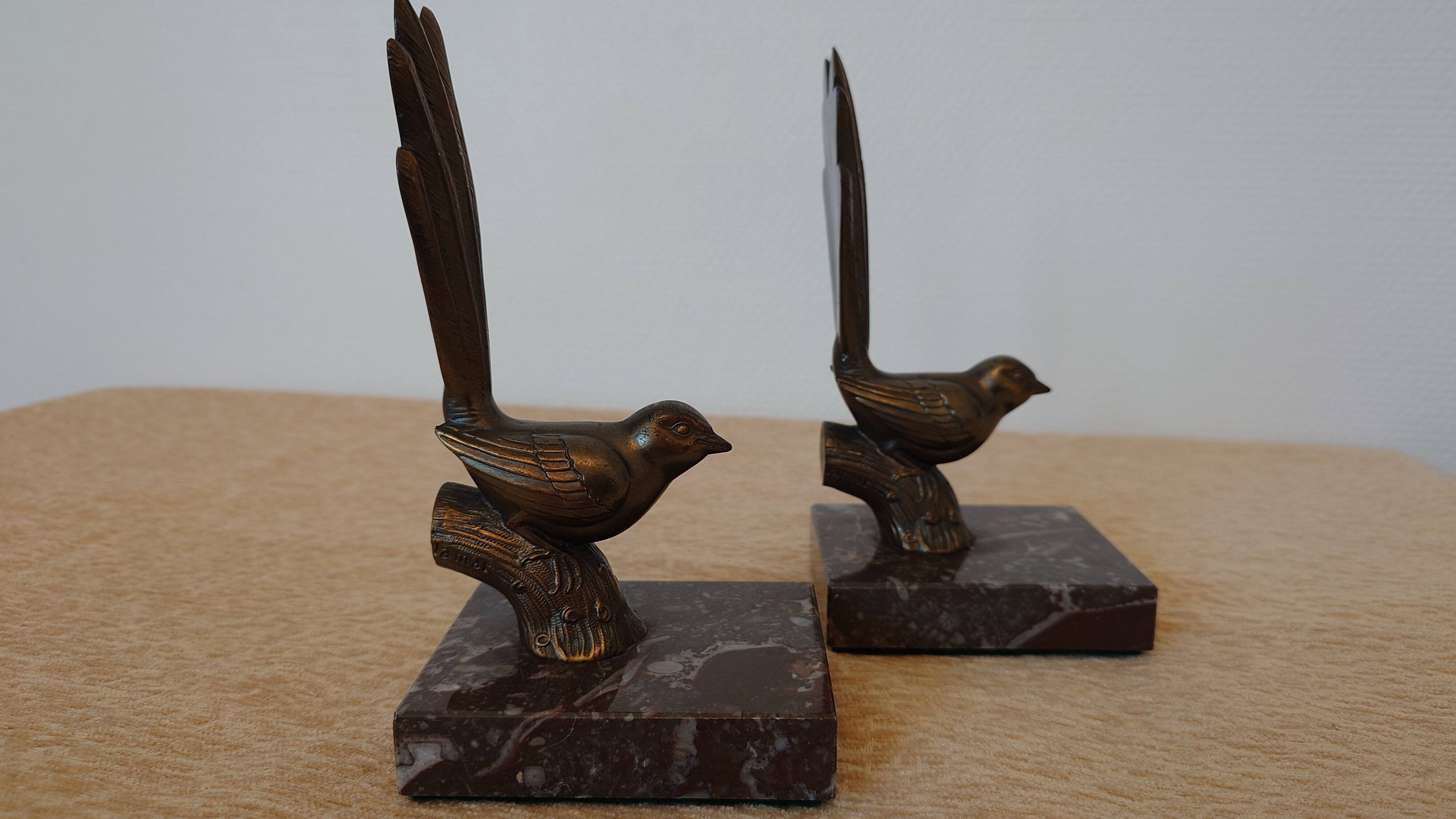 Art Deco bookends signed Jamar – birds in spelter on marble